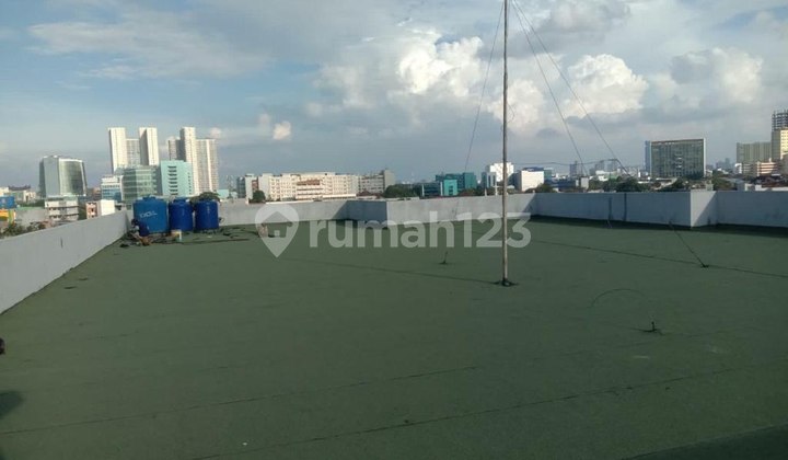 Disewa Gedung Brand New 9