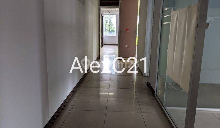 Disewakan Gedung 5 Lantai Jakarta Selatan 9