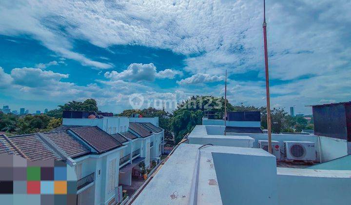 Dijual Rumah Komplek 247 Meter Kemang Barat Swimming Pool 2