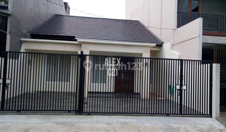 Dijual Rumah Full Furnished Taman Alfa Indah, Jakbar 1