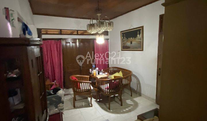 Dijual Rumah Hook di Jalan Utama Pamulang Tangerang Selatan 2