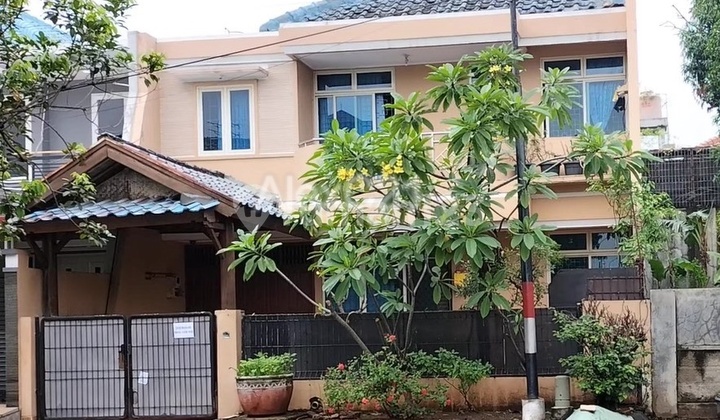 Jual Rumah Komplek 2 Lantai di Taman Modern, Ujung Menteng, Cakung, Jakarta Timur