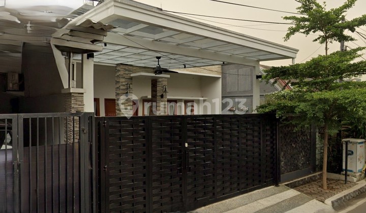 For sale semi-furnished house in Taman Pulo Indah, Penggilingan, Cakung, East Jakarta