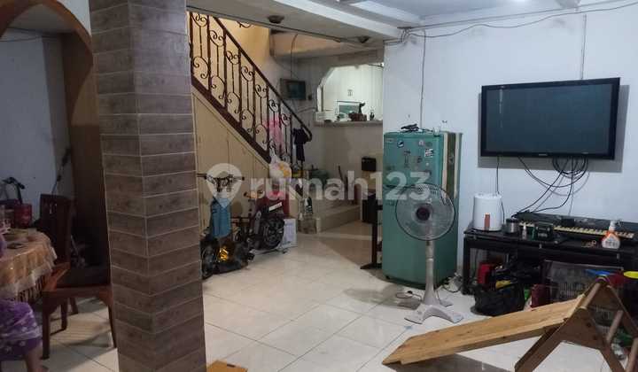 Dijual rumah siap huni strategis di Duren Sawit, Malaka Sari, Jakarta Timur 2