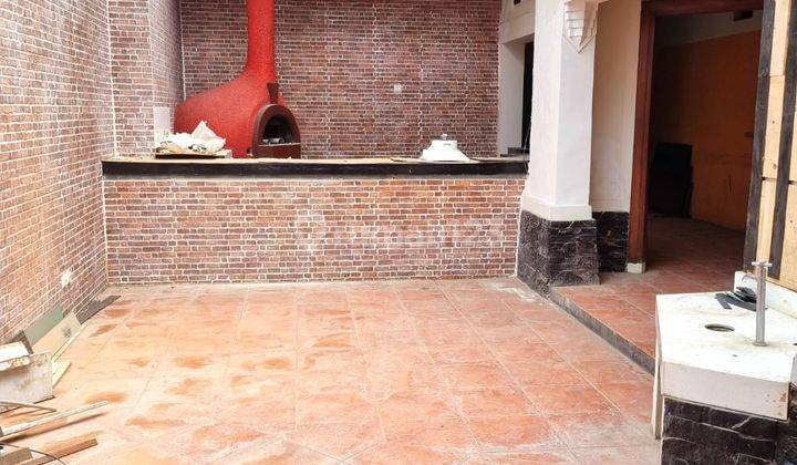 Disewakan Rumah Cocok untuk Usaha di Sayap Riau 4