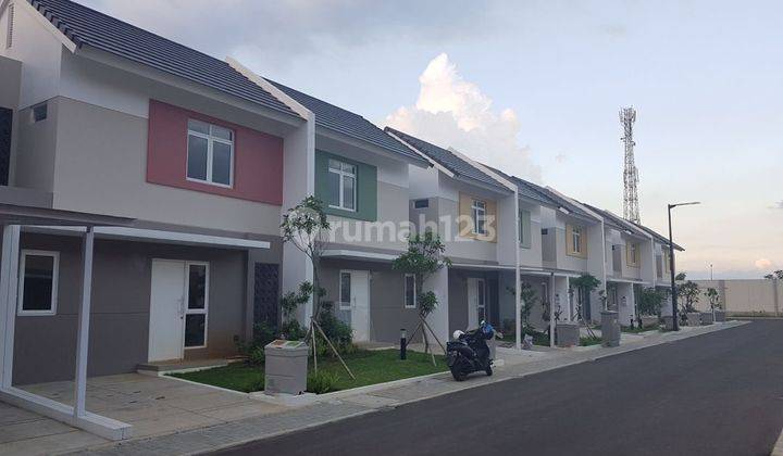 Rumah 2 Lantai Masih Baru dan Sudah Renovasi Cluster Dayana Summarecon 2