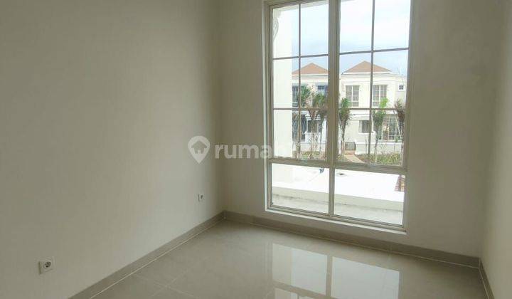 Rumah 2 Lantai Hook di Cluster Anapuri Podomoro Park 2