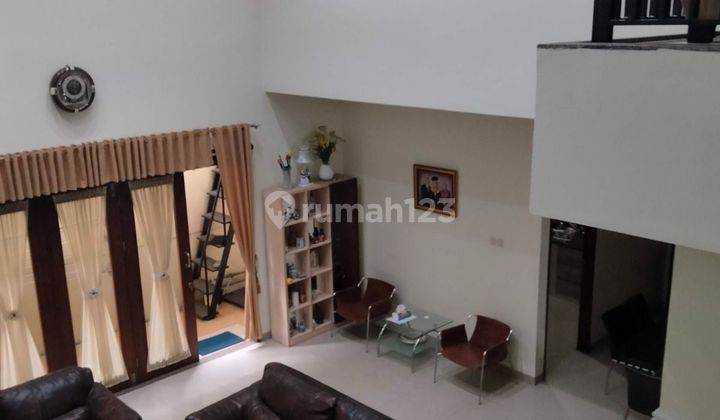 Rumah 2 Lantai SHM Furnished Siap Huni di Batununggal 2