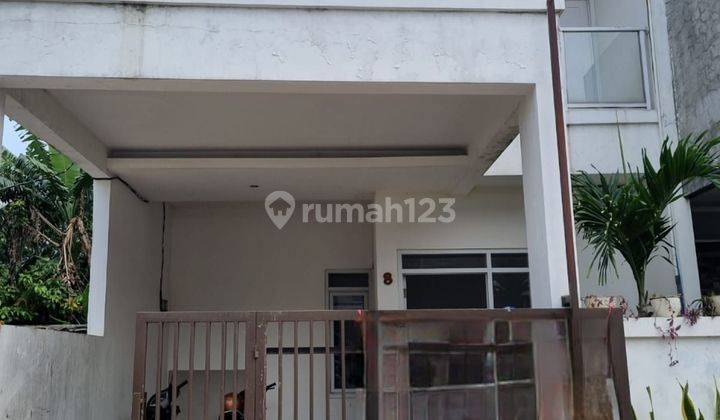 Rumah 2 Lantai Bagus di Cluster di Antapani 1