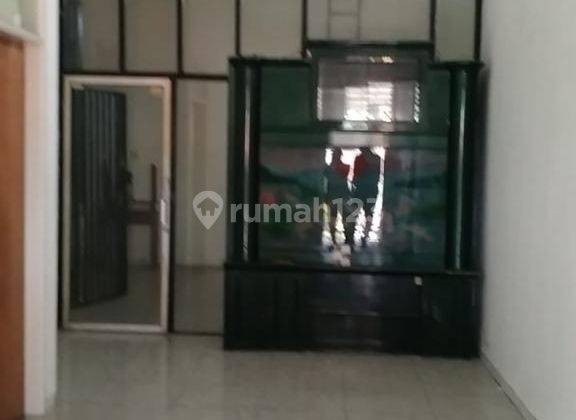 Jual rumah toko 2 lantai di Kopo 4