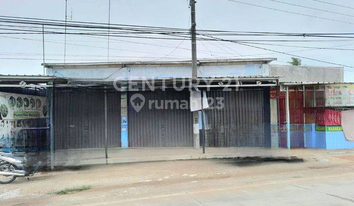 Toko Dan Rumah  Di Jl Ry Batujaya Karawang Jawa Barat 1