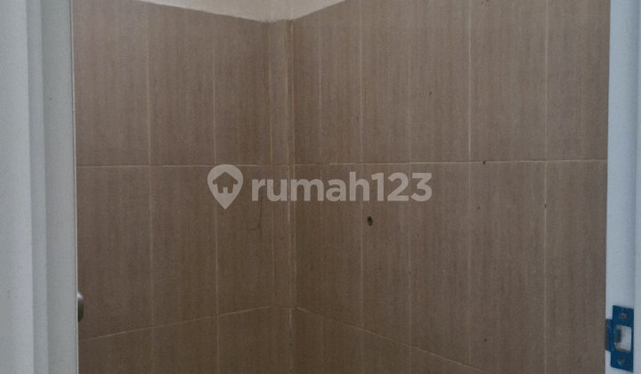 4-Unit Terrace Shophouse by Cilegon Serang Banten Provincial Roadside