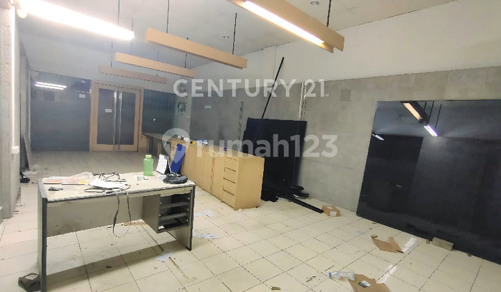 Corner Unit Ruko at Golden Boulevard BSD 2