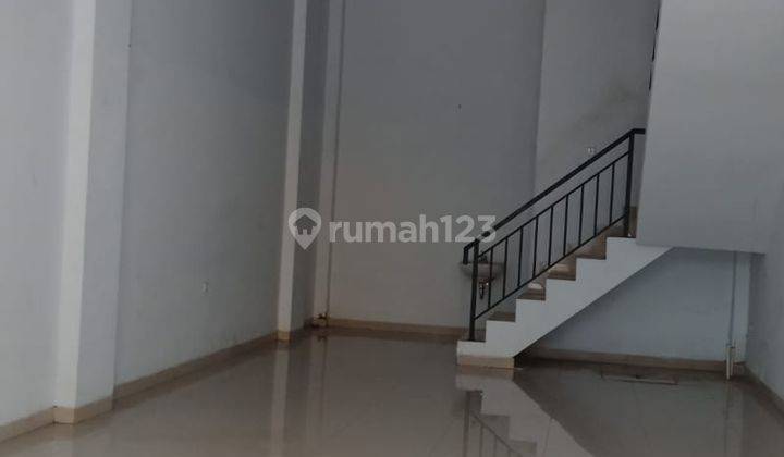 Disewakan Ruko 3 Lantai di Harapan Indah 1 Bekasi 2