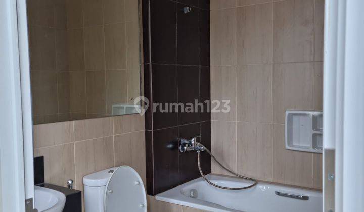 Disewakan Rumah Bagus, Baru Selesai Renov, Siap Huni Cluster Acacia Sumarecon Bekasi 3