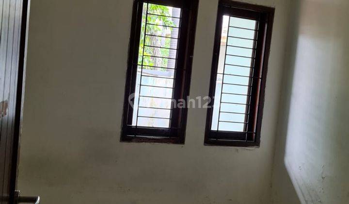 Disewakan Rumah di Aralia2 Tingkat Harapan Indah Bekasi 3