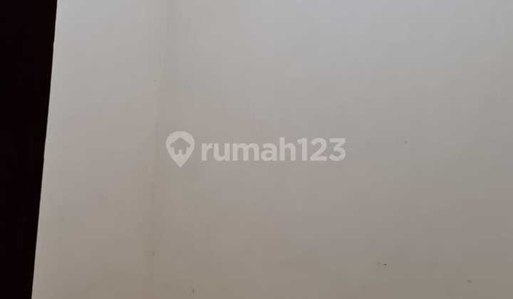 Disewakan Rumah di Aralia2 Tingkat Harapan Indah Bekasi 6