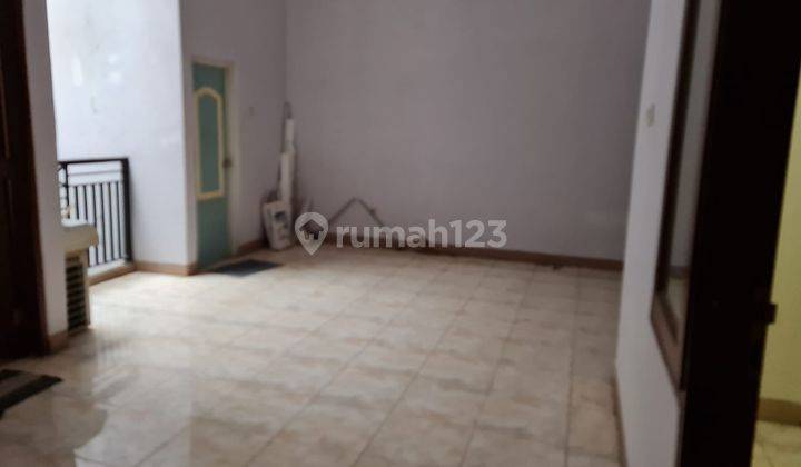 Disewakan Rumah di Aralia2 Tingkat Harapan Indah Bekasi 8