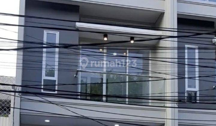 Rumah Baru 3 Lantai di Sunter Agung Hoek Hook Jakarta Utara  1