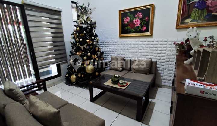 Dijual Rumah Harga Termurah Cluster Aralia Hoek Semi Furnish Harapan Indah  1