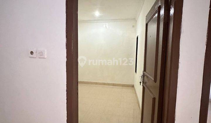 Dijual Rumah Full Renovasi di Harapan Indah 1 Bekasi Barat  2