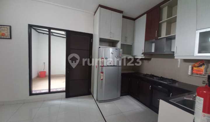 Dijual Rumah 2 Lt Semi Furnish Plus Ada Lebihan Tanah Di Cluster Harmoni 2