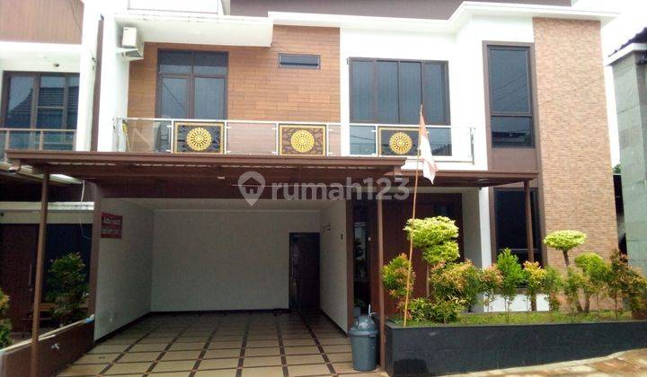 Rumah Deket Kota Wisata Cibubur Luas Tanah 180 Meter Full Furniture 1