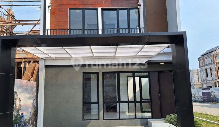 Oper Kredit Rumah Di Bekasi Deket Stasiun Lrt Jatimulya di Bekasi Timur Rumah