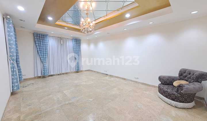 Rumah Semi Furnished Gandaria, Jakarta Selatan Rumah Semi Furnished Gandaria, Jakarta Selatan