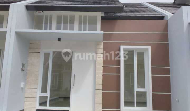 For Rent Modern Minimalist House In Taman Kopo Indah V Redwood