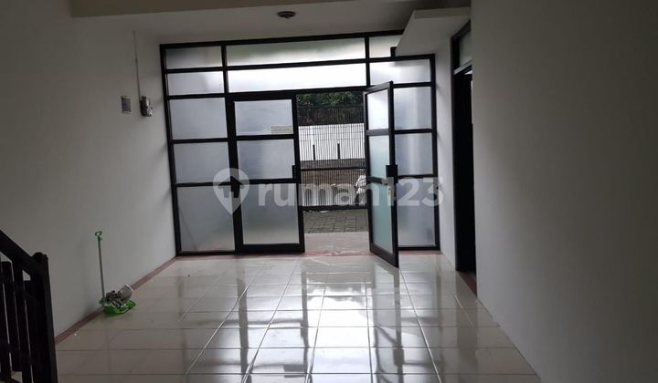 Best Buy!!! Dijual Rumah Kostan Main Road Cigadung Dekat Dago Harga Terbaik 1