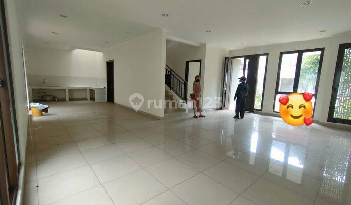 Dijual Rumah Luas Siap Huni Cluster Summarecon 1