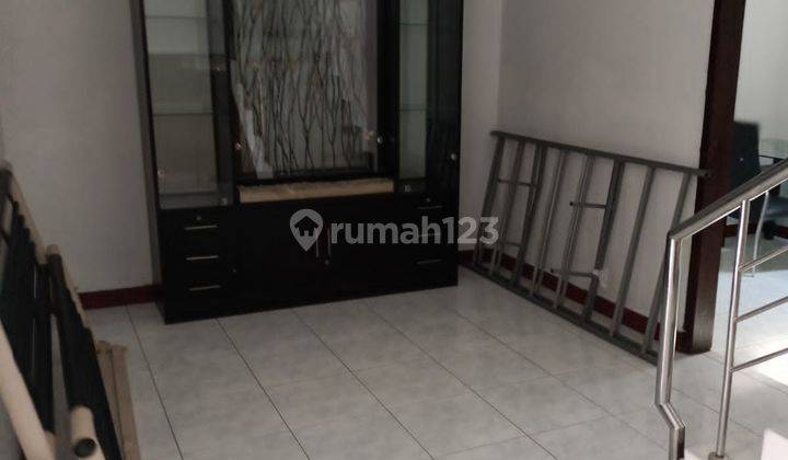 Disewakan Rumah Apik Siap Huni Semi Furnished 7