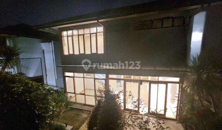 Disewakan Cepat Rumah Mewah dan Megah Setra duta 2