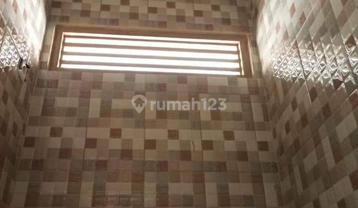 Disewakan Rumah di Jln sariwangi SHM 2