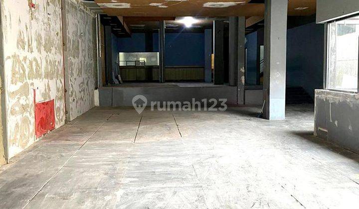 For Rent Ruang Usaha Dekat Simpang Dago Bandung Utara 1