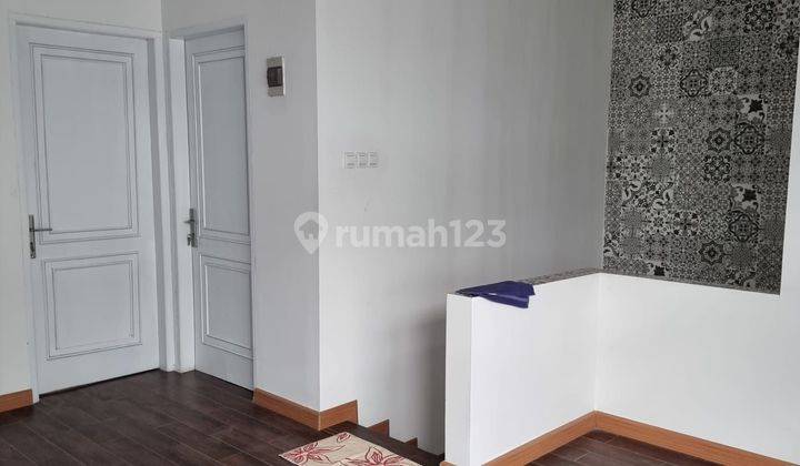 Dijual Cepat Rumah Modern Klasik Nyaman Banget Cluster Cigadung Dekat Pahlawan 2