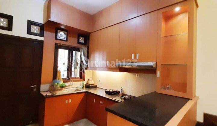 Disewakan Rumah Luas Nyaman Komplek Arcamanik Semi Furnished 2