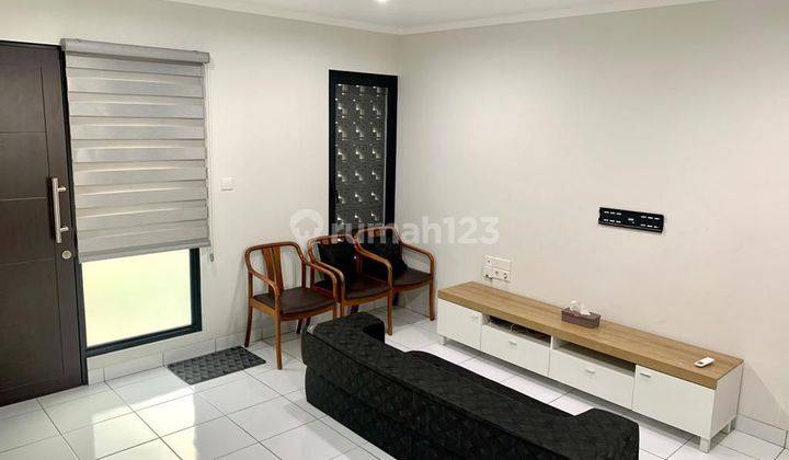 Dijual Rumah Nyaman 2 Lantai Summarecon Cluster Dayana Baru 2