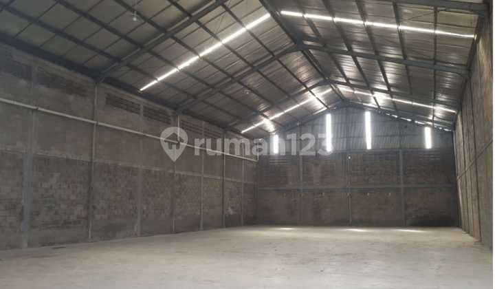 Warehouse in the Sadang Margaasih Area (Warehousing Complex)