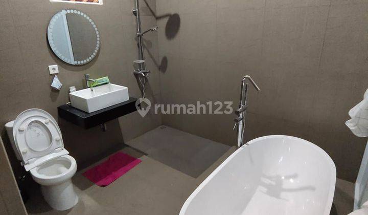 Disewakan Rumah Minimalis 2 Lantai Setra Duta Full Furnished Bandung Utara 2