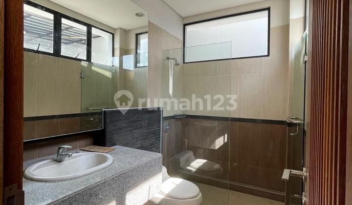Disewakan Rumah Modern Luas Nyaman Di Hegarmanah Bandung Utara 2