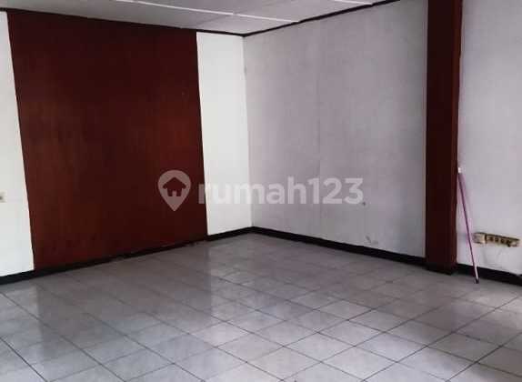 Rumah Hitung Tanah Cocok untuk Tempat Tinggal atau Kostan Dekat Kampus Itenas