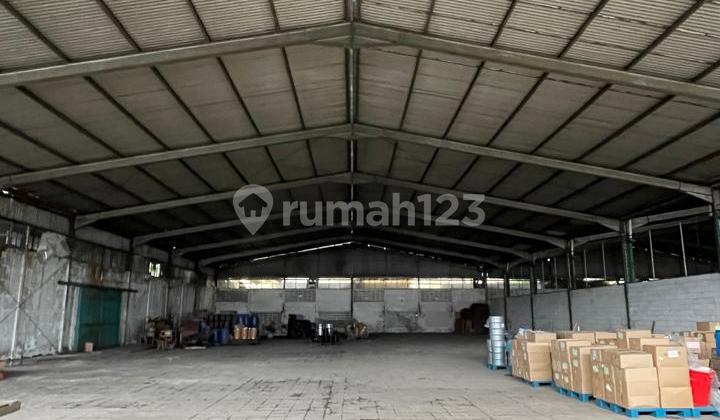 Warehouse Area 3000 M2 on Jalan Raya Leuwi Gajah Cimahi Near Toll Gate at the Cheapest Price