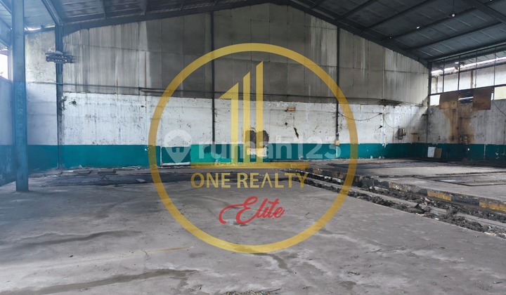 Warehouse for Rent Near Moch. Toha Toll Road
