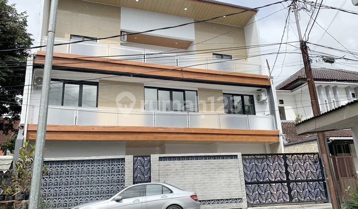Best Buy !!! Rumah Modern Mewah Semi Furnished Cigadung Dekat Dago Best Buy !!! Rumah Modern Mewah Semi Furnished Cigadung Dekat Dago