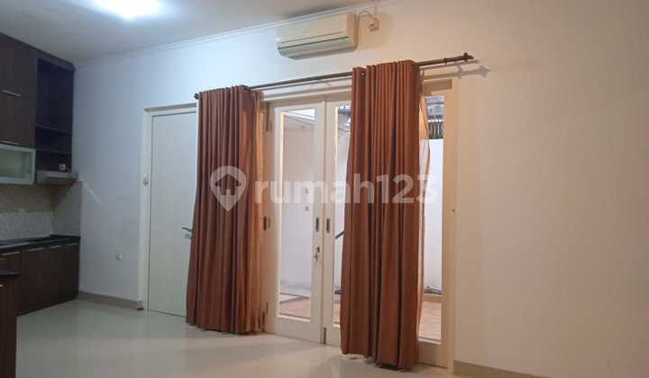 Best Buy !!! Dijual Rumah Terawat Nyaman Komplek Cigadung Dekat Dago Jarang Ada