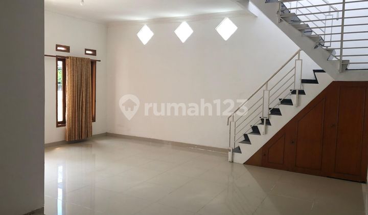 Disewakan Rumah Luas Bagus Siap Huni Cluster Antapani