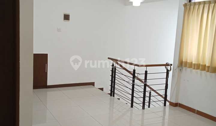 Rumah Modern Dalam Komplek Lingkungan Nyaman Dekat Universitas Pendidikan Indonesia Rumah Modern Dalam Komplek Lingkungan Nyaman Dekat Universitas Pendidikan Indonesia