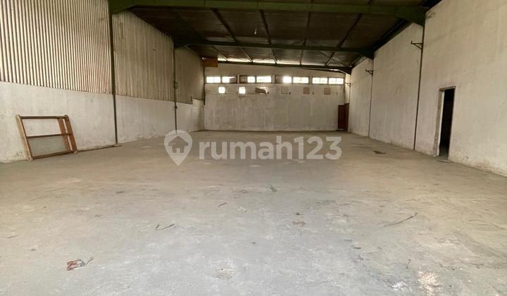 Gudang Luas Bangunan 420M2 Siap Pakai Lokasi Dekat Pajajaran
